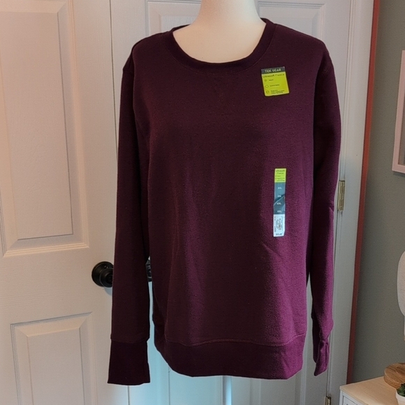 Tek Gear Women's Maroon Ultrasoft Fleece Sweatshirt NWT - Picture 1 of 6